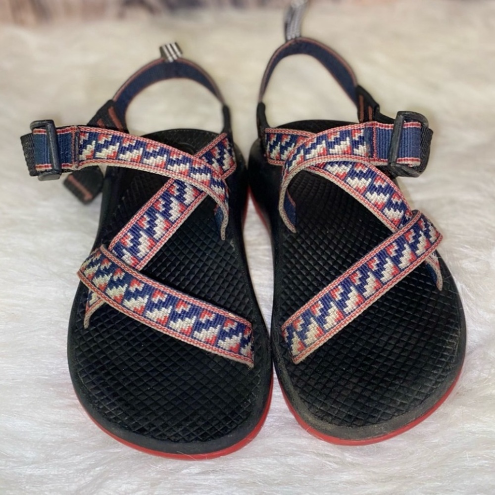 Size 1 (little girls) Chaco’s
